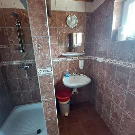 Kis Vizparti Haziko *